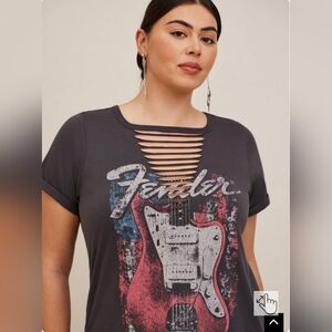 Torrid size 5 slashed Fender t-shirt gray